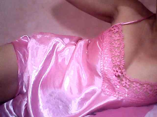 Yummyasian22 webcam