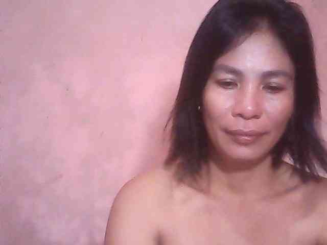 Yummyasian22 webcam