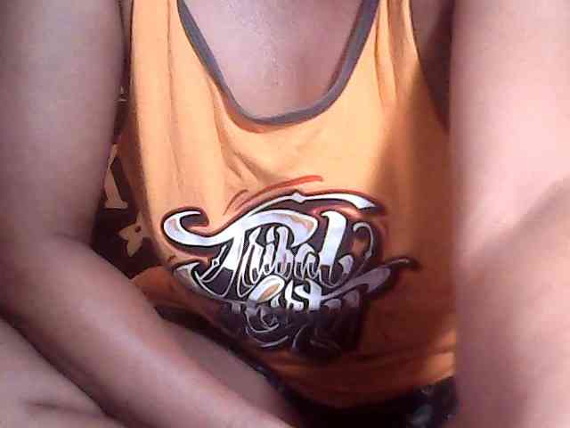 Yummyasian22 webcam