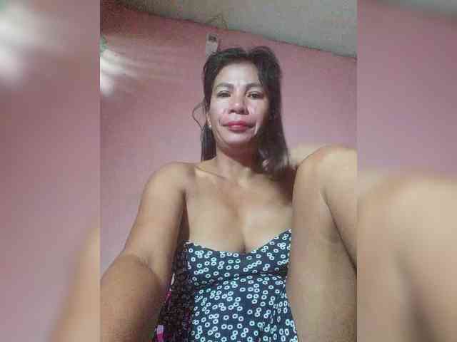 Yummyasian22 webcam