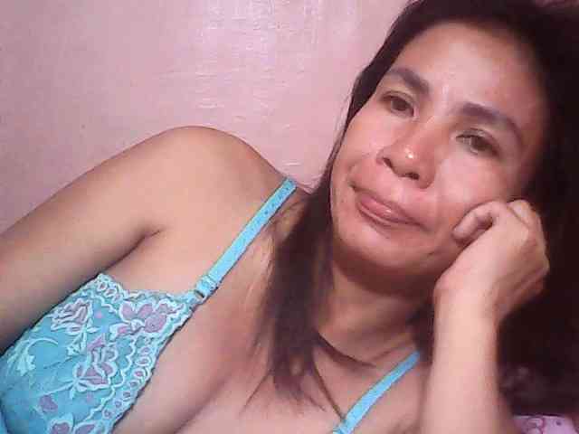 Yummyasian22 webcam