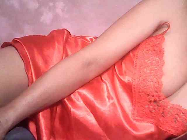 Yummyasian22 webcam