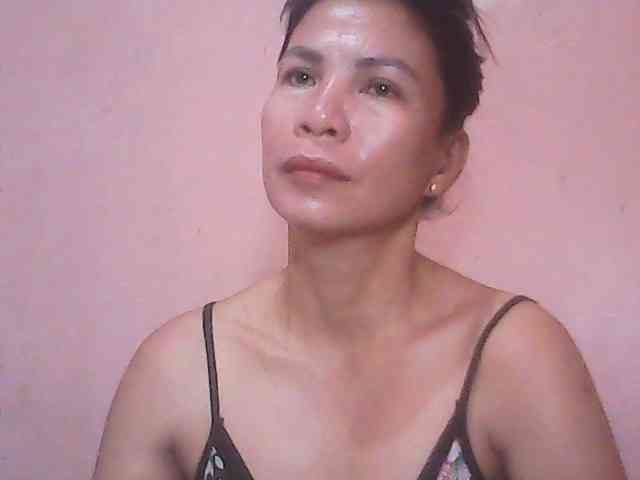 Yummyasian22 webcam