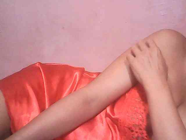 Yummyasian22 webcam