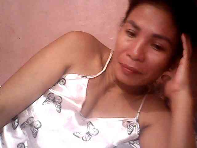 Yummyasian22 webcam