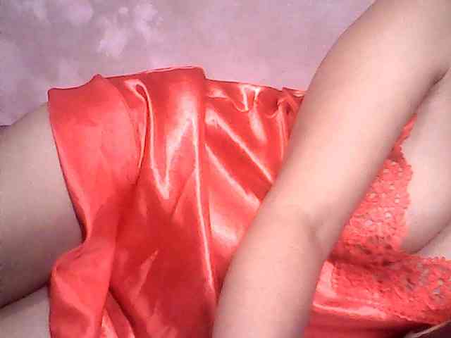 Yummyasian22 webcam