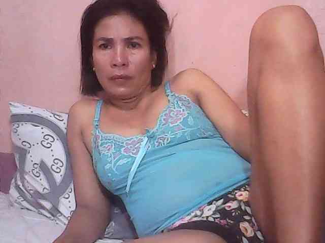 Yummyasian22 webcam