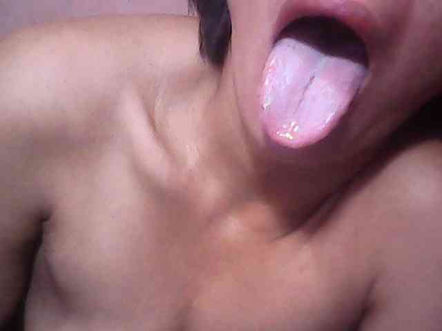 Yummyasian22 webcam