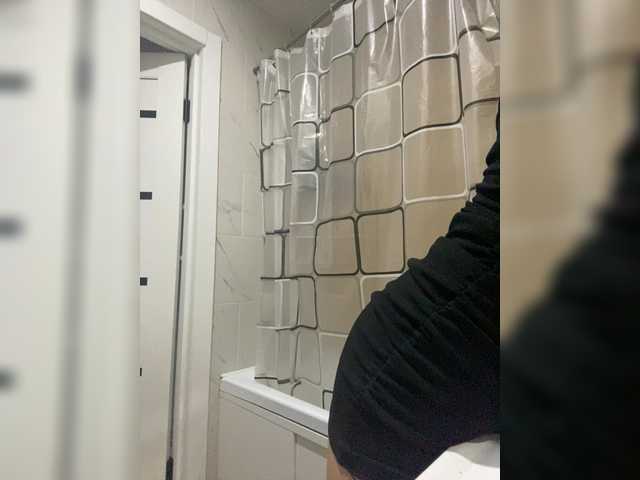 Love-me11's BongaCams show and profile