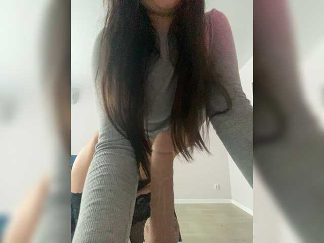 Love-me11's BongaCams show and profile