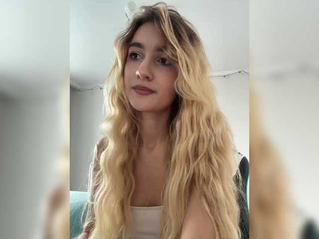  -Lana-Chester- chat room