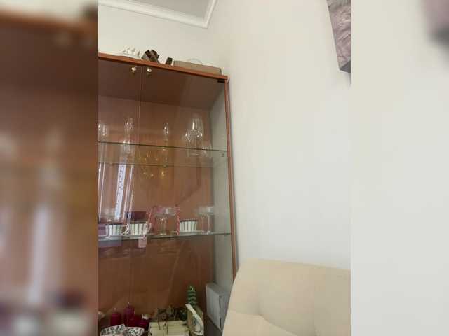 go to chat with -Lana-Chester-