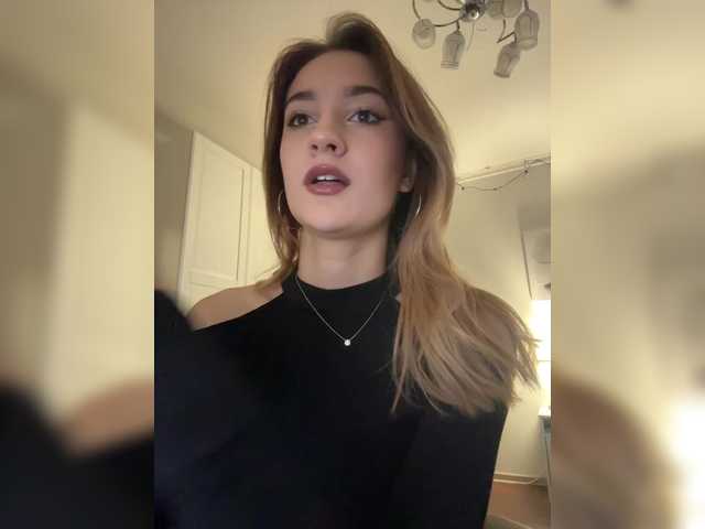 -Lana-Chester-'s BongaCams show and profile