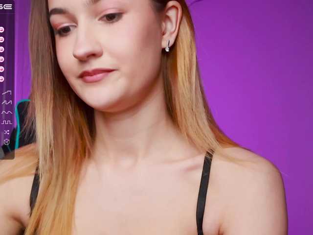 -Lana-Chester-'s BongaCams show and profile