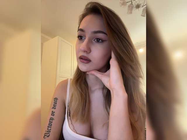 -Lana-Chester-'s BongaCams show and profile