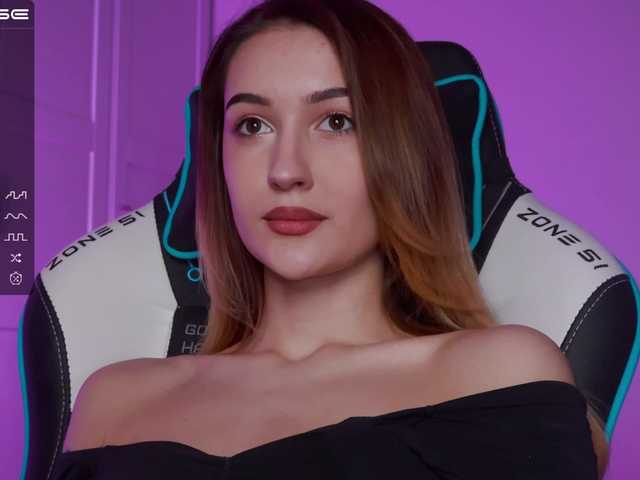 -Lana-Chester-'s BongaCams show and profile