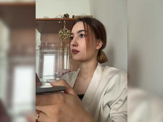 go to chat with -Lana-Chester-