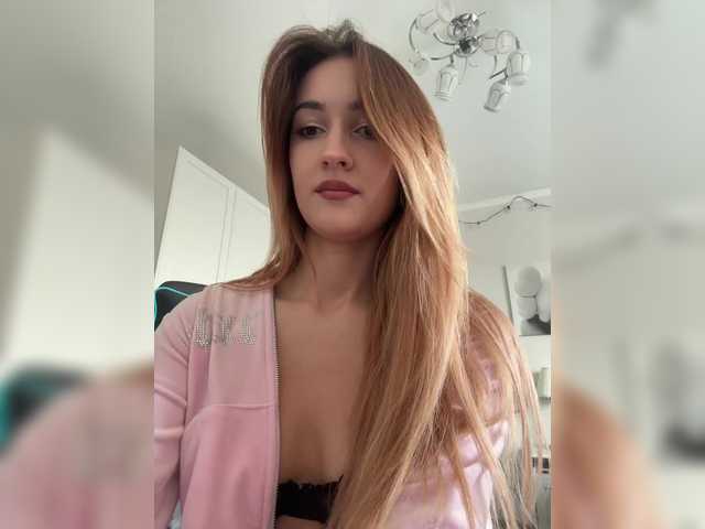  -Lana-Chester- chat room