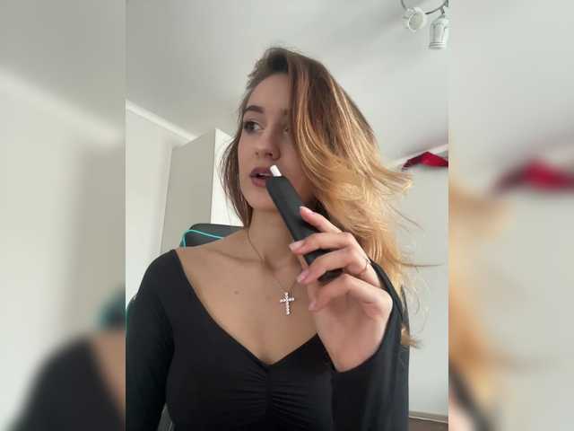  -Lana-Chester- chat room