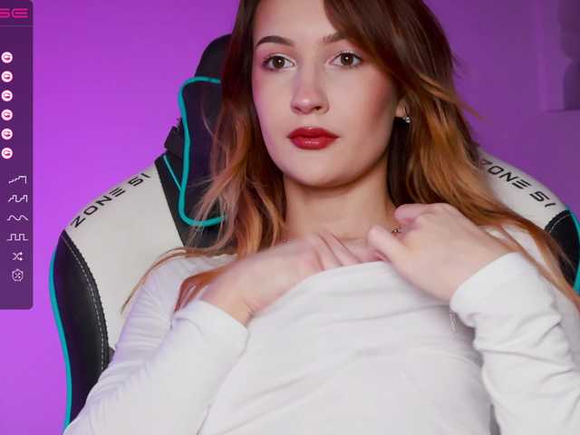 go to chat with -Lana-Chester-