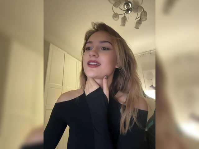 Sex chat gratuit in direct cu -Lana-Chester- pe BongaCams