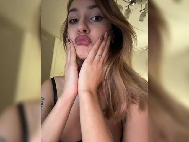 Sex chat gratuit in direct cu -Lana-Chester- pe BongaCams