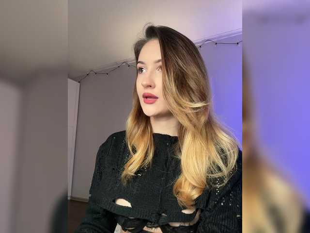 -Lana-Chester-'s BongaCams show and profile