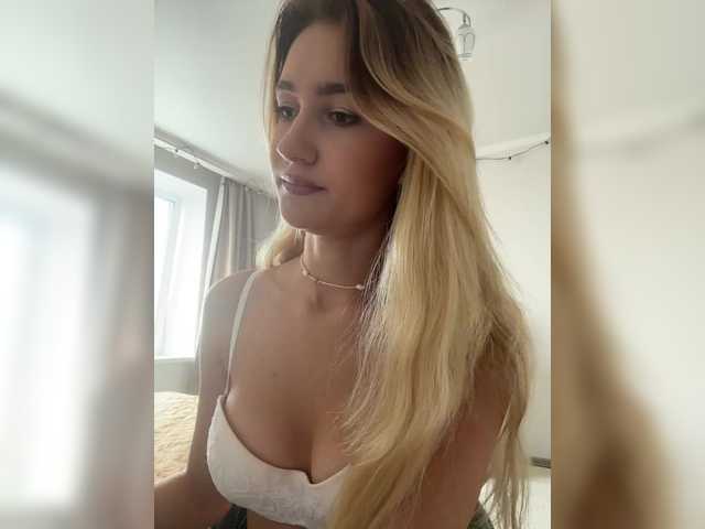 -Lana-Chester- Live Webcam on BongaCams