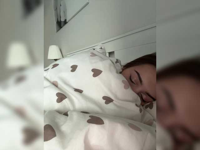 -Lana-Chester- live cam