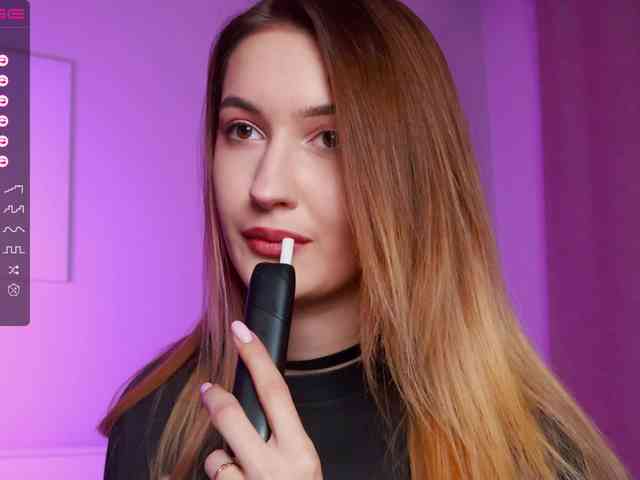 -Lana-Chester- webcam