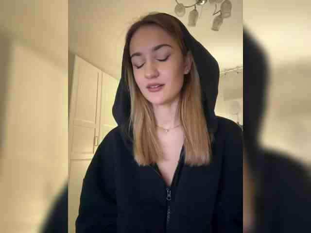 -Lana-Chester- Live Webcam on BongaCams