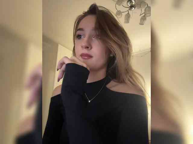 -Lana-Chester- webcam