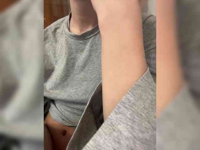 -Lana-Chester- webcam