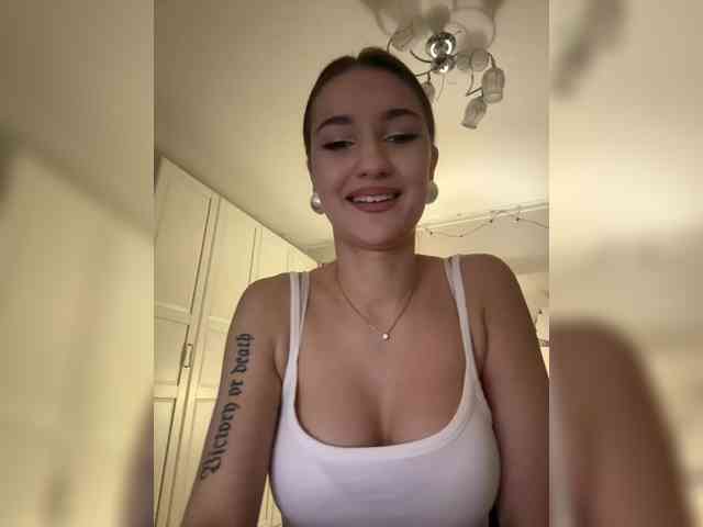 -Lana-Chester- webcam