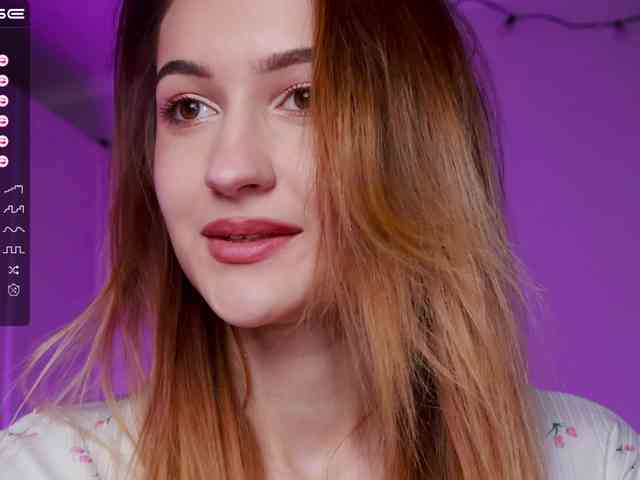 -Lana-Chester- webcam