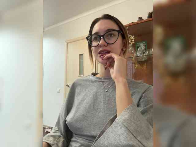 -Lana-Chester- webcam