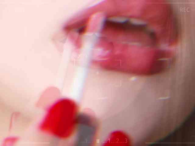 -Lana-Chester- webcam