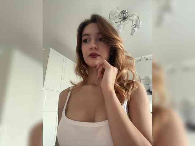 -Lana-Chester- webcam