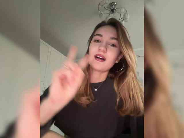 -Lana-Chester- Live Webcam on BongaCams