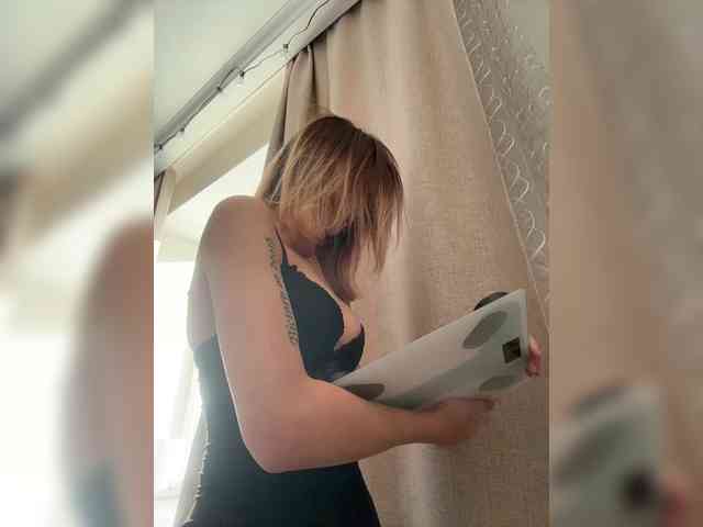 -Lana-Chester- Live Webcam on BongaCams