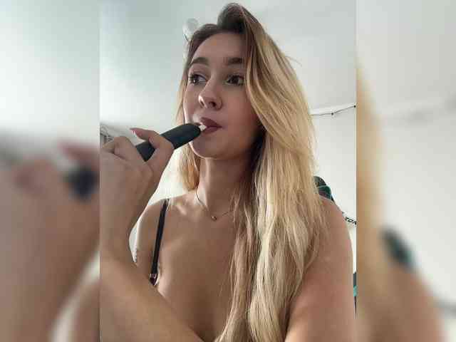 live sex camera -Lana-Chester-
