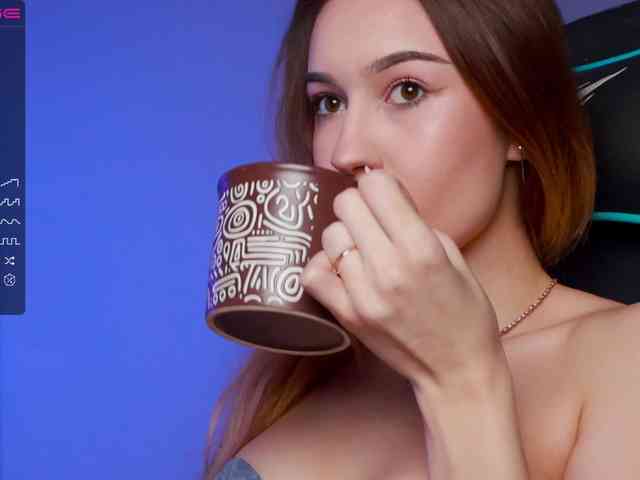 -Lana-Chester- webcam