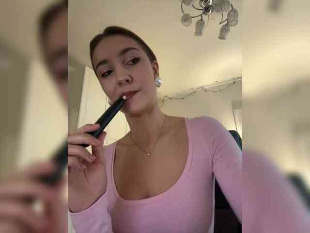 -Lana-Chester- webcam