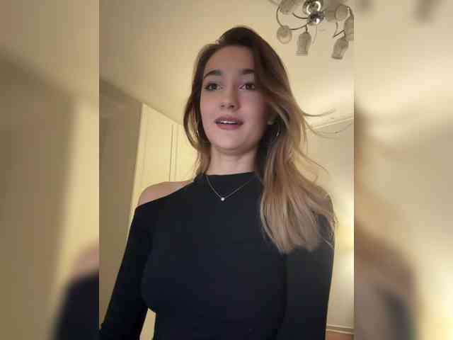 -Lana-Chester- webcam