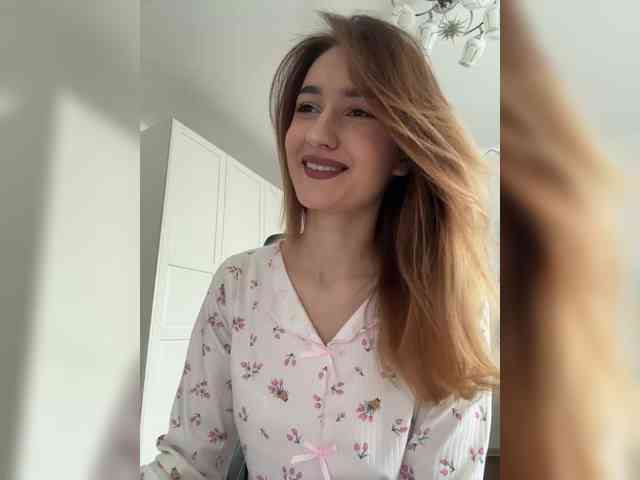 -Lana-Chester- webcam