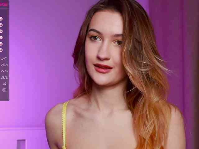 -Lana-Chester- webcam