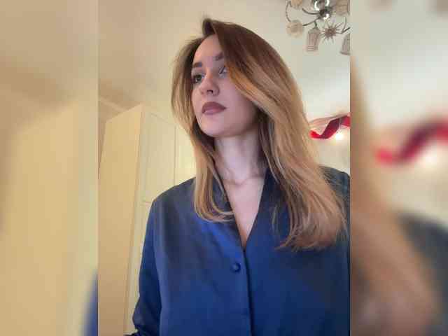 -Lana-Chester- webcam