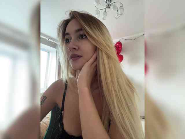 -Lana-Chester- webcam