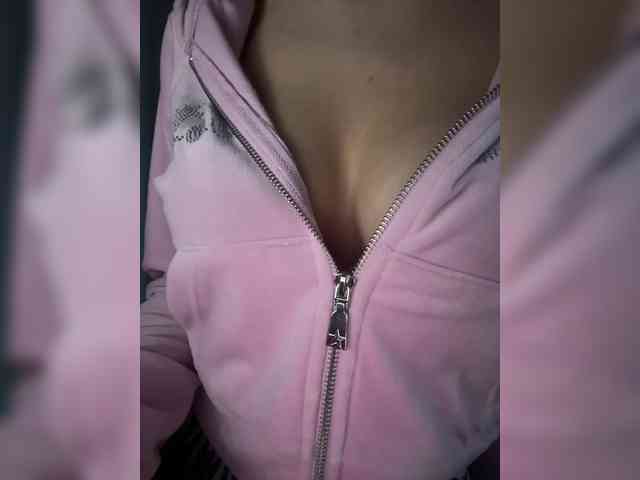 -Lana-Chester- webcam