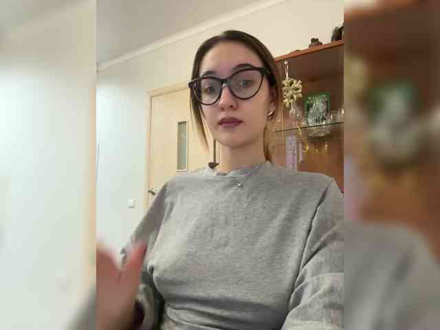 -Lana-Chester- webcam